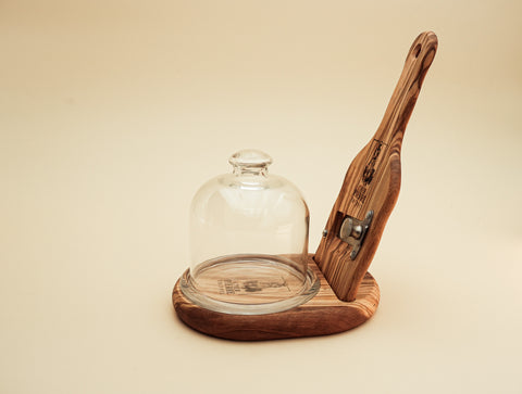 Trüffelhobel Set mit Hobel aus Olivenholz und Glasglocke